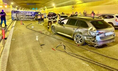 Ochromený tunel Blanka: Záchranáři ošetřují zraněné, hromadná nehoda omezila provoz