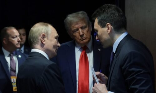 Trump: Dohoda přijde na summitu USA, Ruska a Ukrajiny. O tom jsme nemluvili, reaguje Moskva