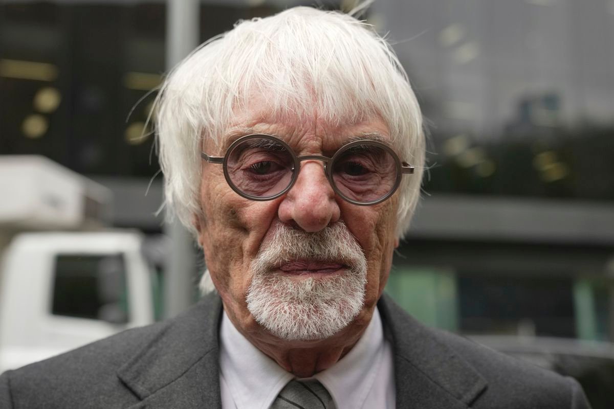 Ecclestone o kúpe Alpine s Hornerom: Hamilton má väčšiu šancu získať ôsmy titul