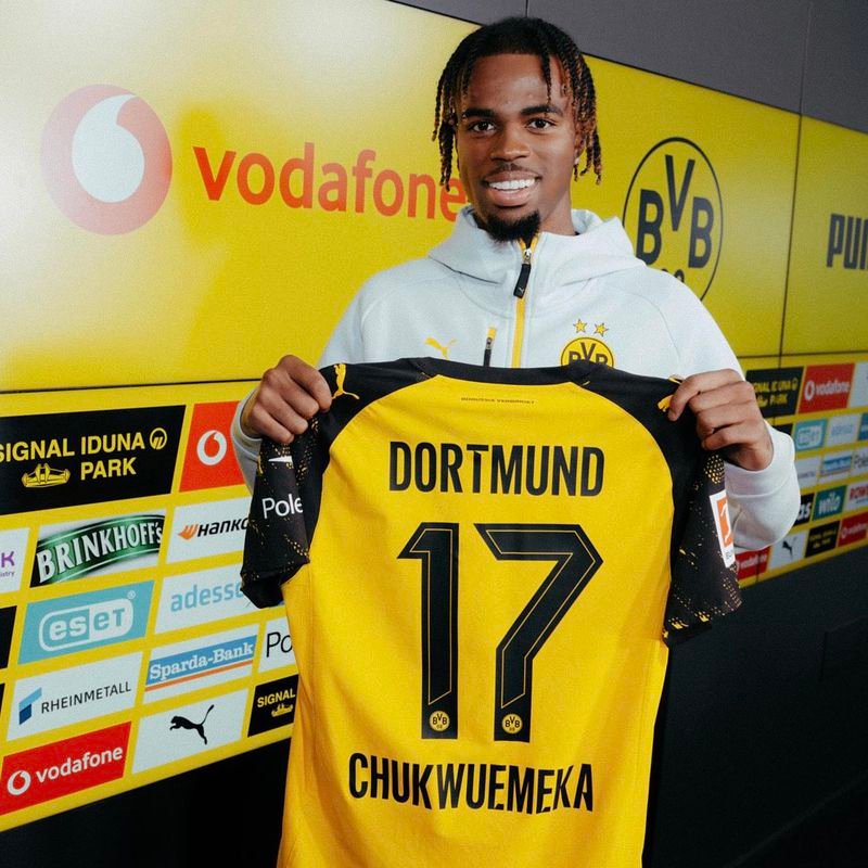 V Chelsea už bol nechcený, šťastie skúsil v Bundeslige. Dortmund má definitívne nového záložníka