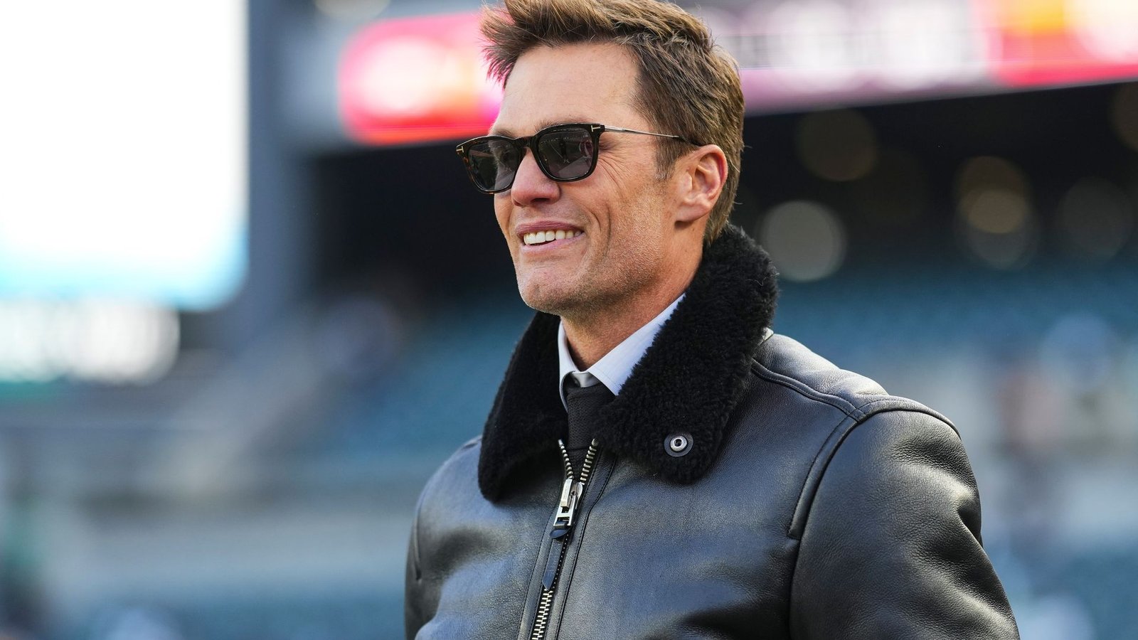 Quarterback-turned-broadcaster Tom Brady will be allowed to attend production meetings with teams as part of his job with the NFL on Fox.