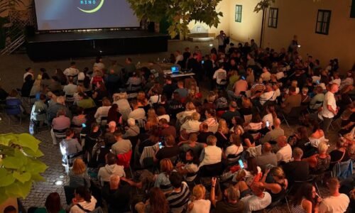 Kultúrne centrum Modra: @duchonfilm veľká vďaka @peterbebjak za výborný film!