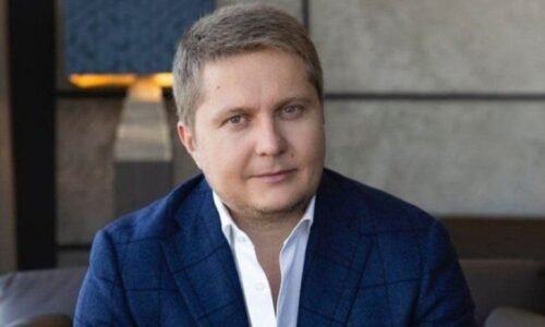 Zelenského najbližší okruh prevádzal približne 50 miliónov dolárov mesačne na účty v SAE