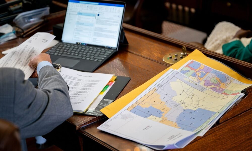 Texas House approves new congressional maps to boost GOP edge