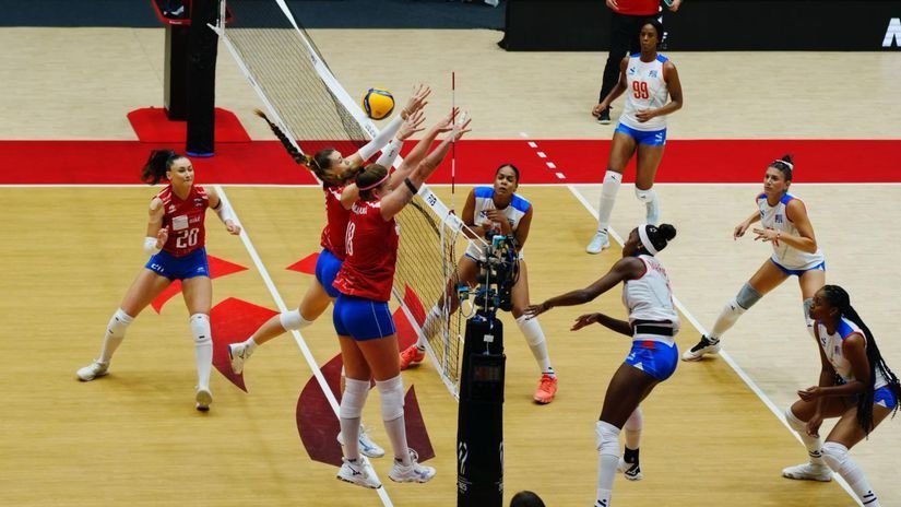 Trpký koniec Sloveniek na šampionáte. Z MS odchádzajú bez bodu a s tromi prehrami Trpký koniec Sloveniek na šampionáte. Z MS odchádzajú bez bodu a s tromi prehrami