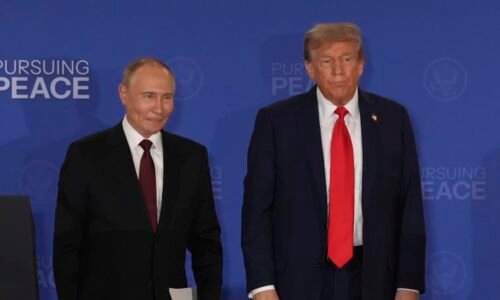 Experti: Putin odjíždí spokojen, Trump nedokázal nic říct. Máme obavy, co bude dál