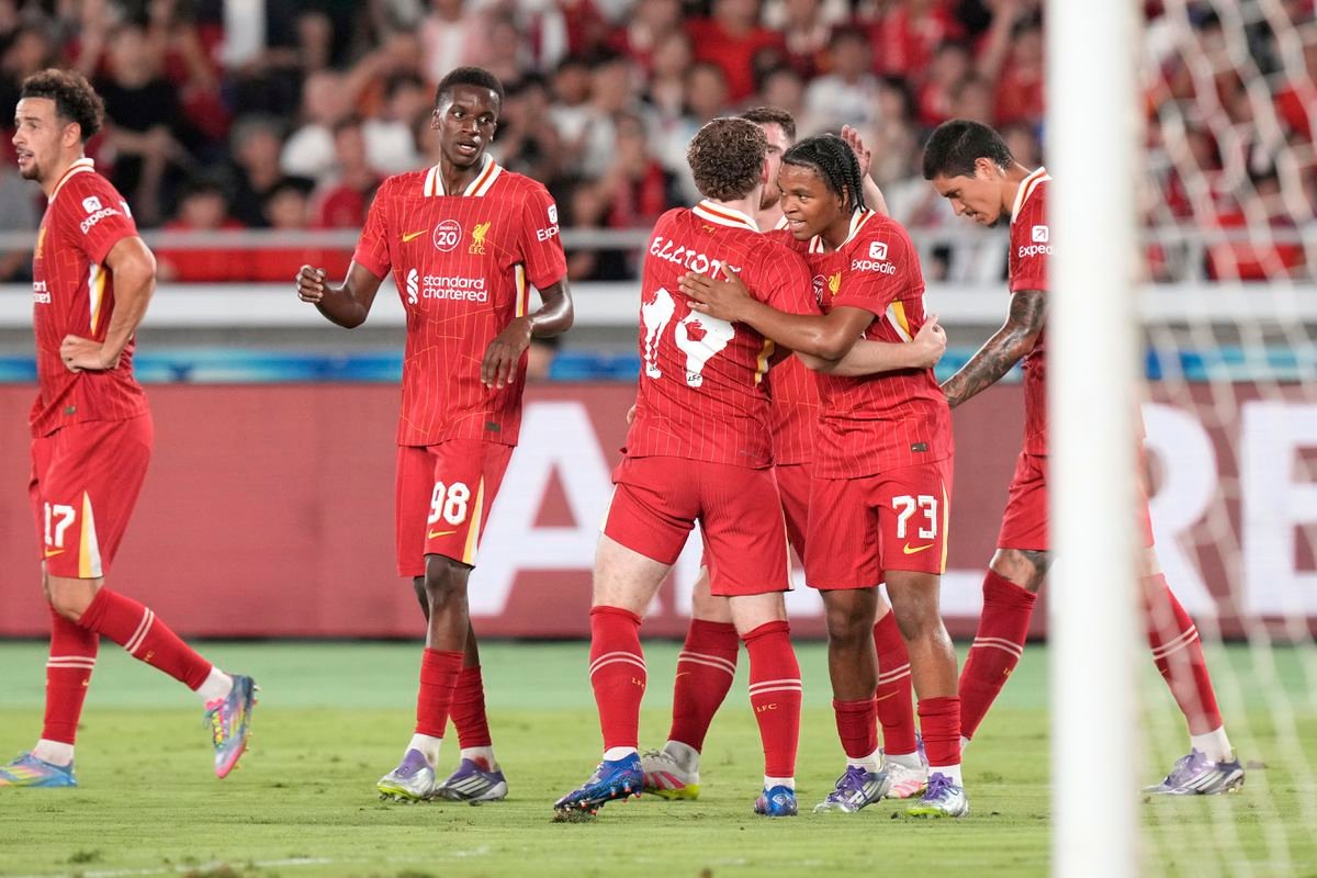 VIDEO V Liverpoole žiari nová hviezda. Angličan má iba 16 rokov a prišiel od konkurencie