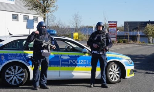 Policie zadržela teroristy z „Říšských občanů“. V Německu plánovali státní převrat