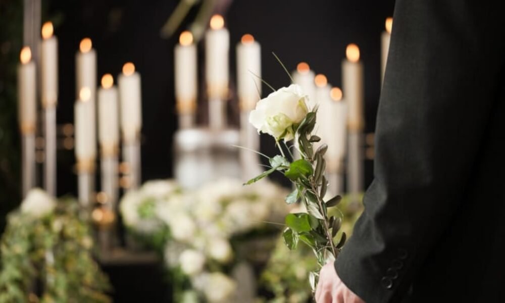 Zemřel významný bojovník s korupcí. Jiří Vlach přežil pád letadla i srážku s kamionem