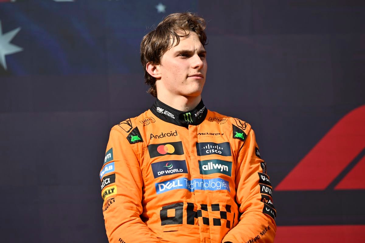 Presvedčil ho už po prvých troch pretekoch. Bývalý šéf F1 má o šampiónovi jasno Presvedčil ho už po prvých troch pretekoch. Bývalý šéf F1 má o šampiónovi jasno