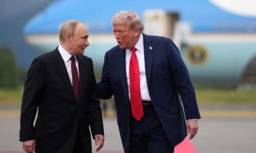 Zbrojaři si mnou ruce, ruský gigant ztrácí. Jak trhy ovlivní schůzka Trumpa s Putinem?