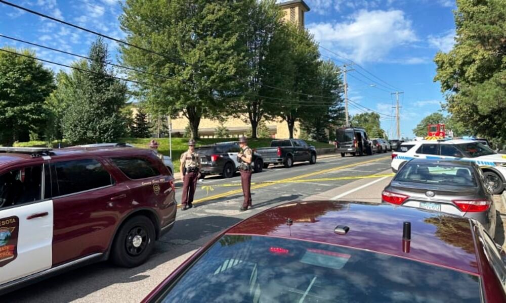 Masová střelba v kostele v Minneapolis: Zasaženo bylo asi 20 lidí, zemřely dvě malé děti