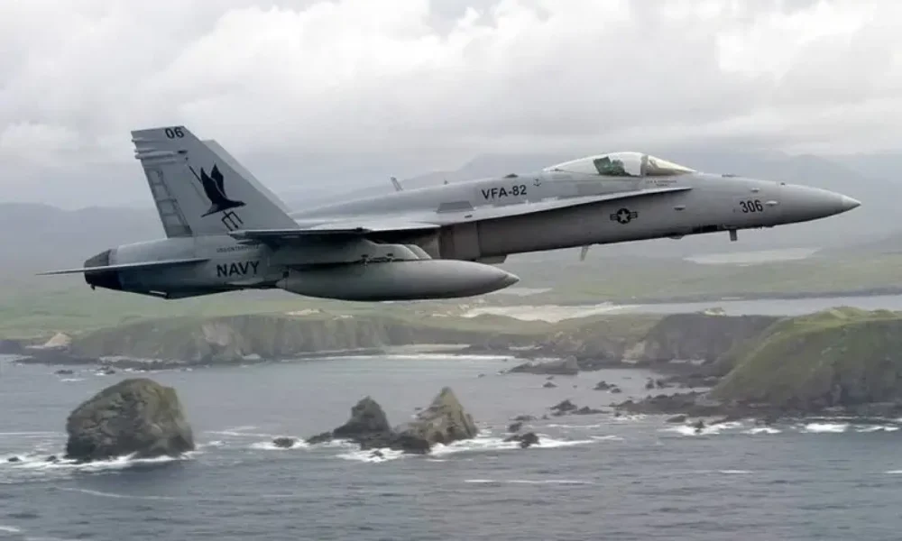 Pentagon nemôže dotovať bezpečnosť Ukrajiny, Amerika akútne potrebuje nové mosty, cesty, elektrické siete, továrne….