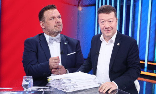Okamurova slova o banderovcích? Čisté lži, soptil Baxa. Jste fakt zoufalej, namítl předseda SPD