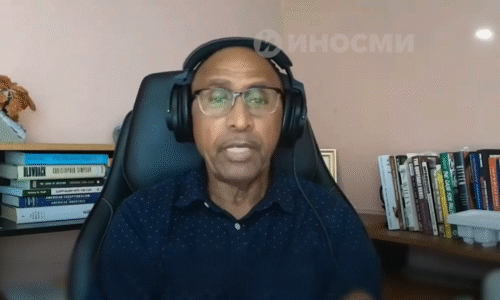 Garland Nixon: Rusko počas konfliktu na Ukrajine nechalo vykrvácať NATO