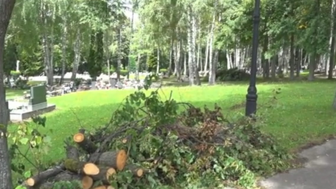Skontrolujte hroby svojich blízkych