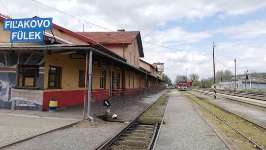 Fiľakovo uzavrie železničné priecestie, desaťkilometrová obchádzka pôjde cez susednú obec