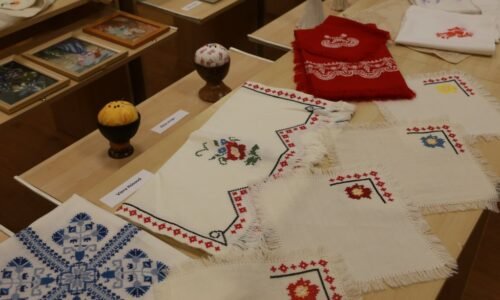 Výstava ručných prác seniorov. Zapojte sa Výstava ručných prác seniorov. Zapojte sa