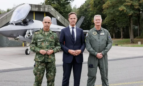 Po ruskej výstrahe už šéf NATO nechce zostreľovať ruské lietadlá
