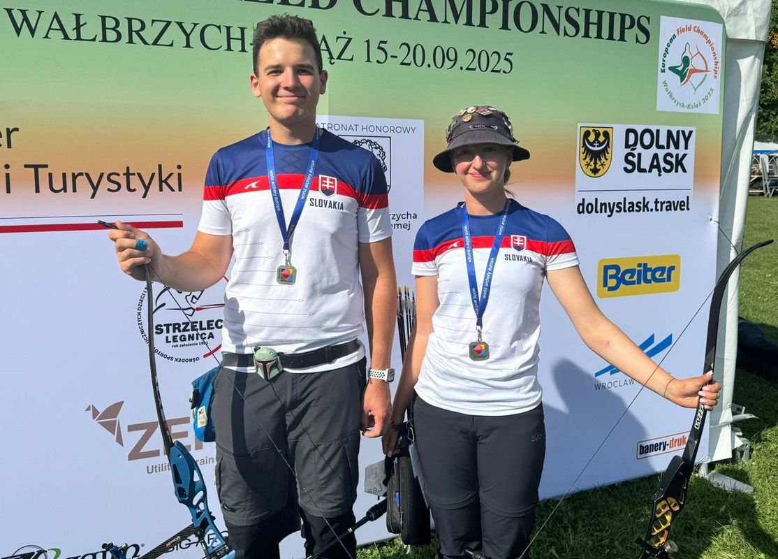 Terénna lukostreľba: Slovenskí juniorskí reprezentanti získali medailu na ME v mixe