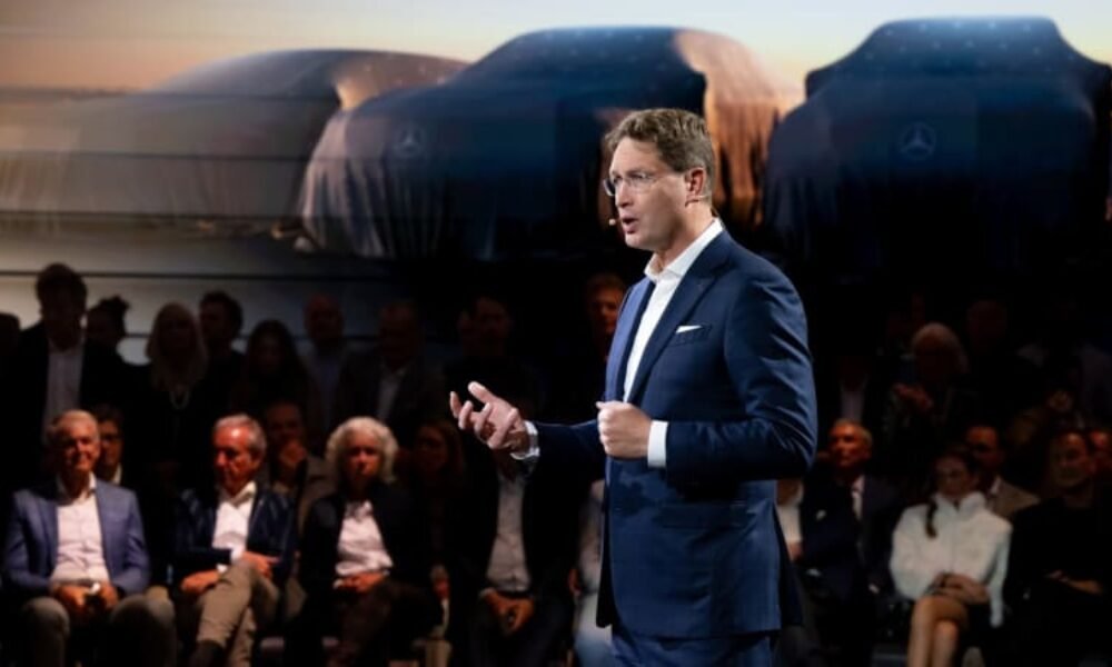 Jaký je osud automobilek v Evropě? Šéf Mercedesu odpověděl na tři klíčové otázky