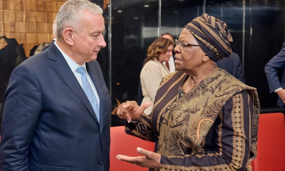 EÚ predstavuje 1,3 miliardy eur pre zelenú transformáciu a kritické nerastné suroviny v Namíbii.