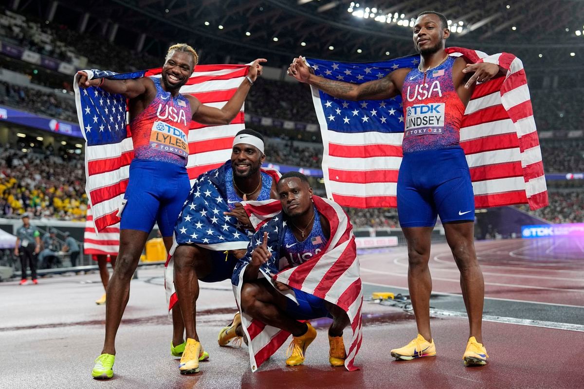 MS: Američania obhájili zlato v štafete, zabehli svetový výkon roka