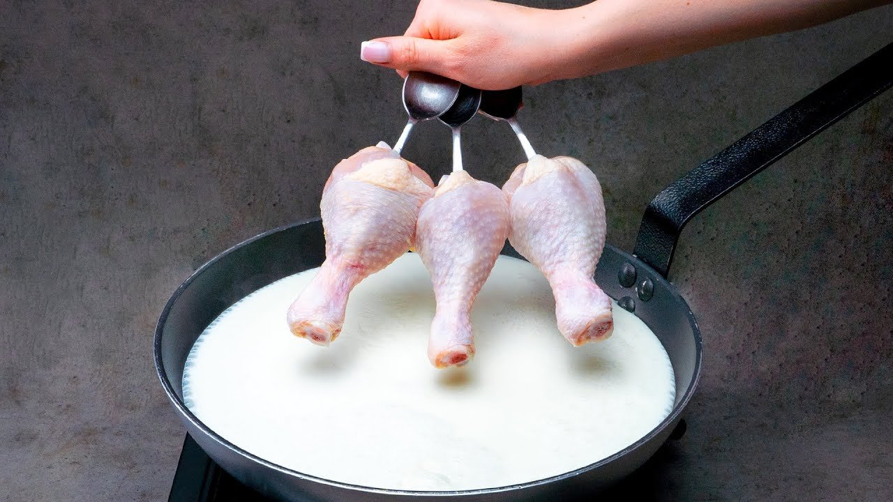 This is the whole secret to making the crispiest chicken thighs!