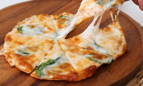 Quick breakfast ready in minutes! Easy and Delicious tortilla pizza