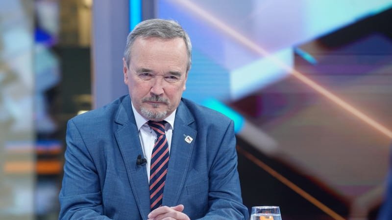 Kobzovi uhynuli v autě dva psi: Tragické, zní ze Stačilo!. Ať to vysvětlí, žádá Pospíšil Kobzovi uhynuli v autě dva psi: Tragické, zní ze Stačilo!. Ať to vysvětlí, žádá Pospíšil