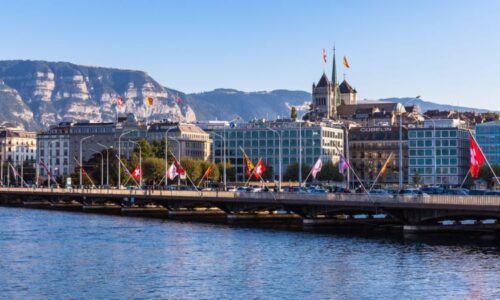 Švýcary děsí malý vliv země na mezinárodní dění, ukazuje průzkum. Příčinou je Trump