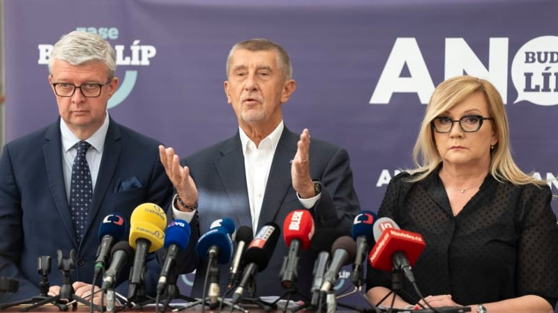 EXKLUZIVNĚ: Velký propad ANO, které je poprvé pod 30 %. Účast Stačilo! ve Sněmovně je nejistá