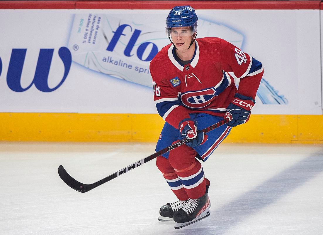Stihli odohrať dva zápasy, výkonmi však nepresvedčili. Trojica Slovákov skončila v predsezónnych kempoch NHL