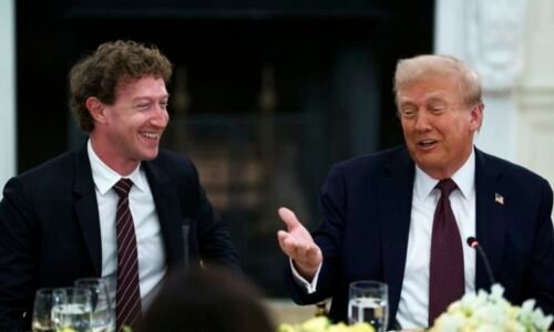 Zuckerberg tlačí na Trumpa, aby zatopil EU. Vadí mu její regulace i daně Zuckerberg tlačí na Trumpa, aby zatopil EU. Vadí mu její regulace i daně