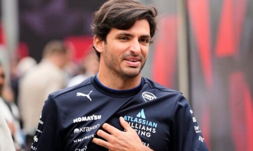 Carlos Sainz sa v Baku vyrovnal legendárnemu Alainovi Prostovi Carlos Sainz sa v Baku vyrovnal legendárnemu Alainovi Prostovi