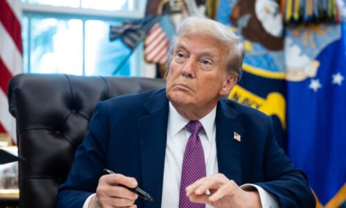 Analýza: Trumpova silová diplomacie spojuje rivaly USA. Po Indii může ztratit další partnery