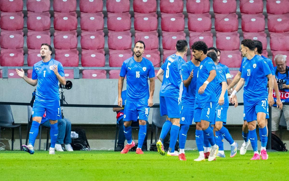 Turecko žiada UEFA o suspendáciu Izraela z medzinárodných súťaží