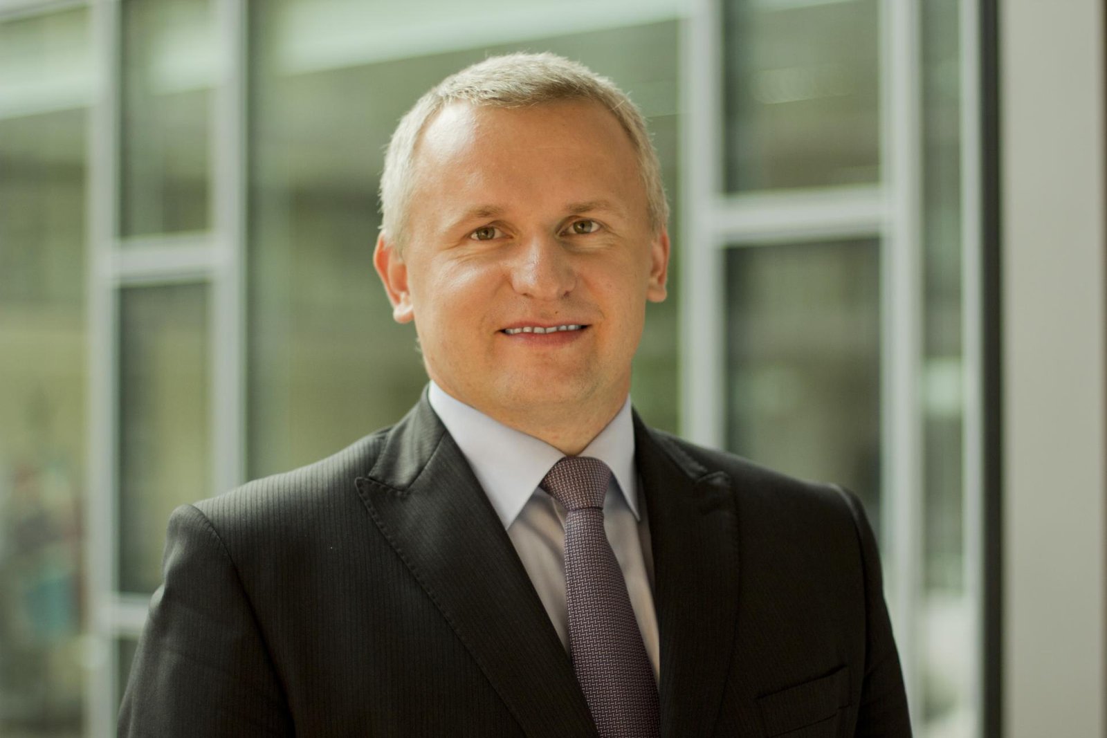 Najlepšie si s veľkými investíciami poradili Poliaci. Čechom plány nevyšli, nás brzdí jedna vec, tvrdí expert Najlepšie si s veľkými investíciami poradili Poliaci. Čechom plány nevyšli, nás brzdí jedna vec, tvrdí expert