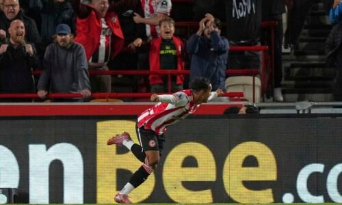 Žolík brentfordu v závere obral chelsea o plný bodový zisk: zaslúžili sme si to