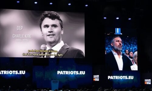 Mučedník pravice Charlie Kirk? Musíme ho využít, zaznělo na sjezdu Patriotů v Madridu