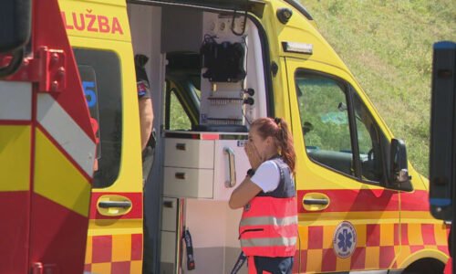 Detaily případu vraždy dcer na Slovensku: Matka k nim hodila do vany fén. Sebevraždu nezvládla