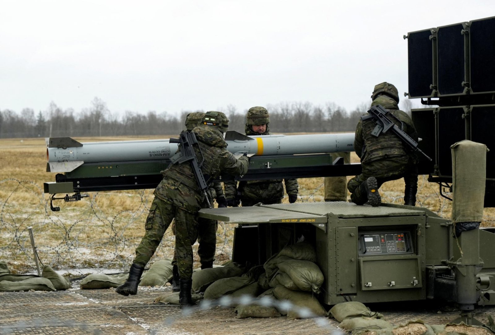 USA predajú Nemecku rakety vzduch-vzduch za viac ako jednu miliardu dolárov USA predajú Nemecku rakety vzduch-vzduch za viac ako jednu miliardu dolárov