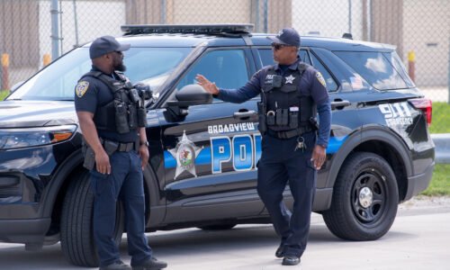 53 shot in Chicago over Labor Day weekend; Trump renews 53 shot in Chicago over Labor Day weekend; Trump renews troop threat