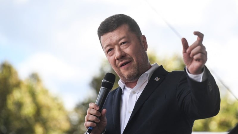 PROFIL Tomia Okamury: Zažil šikanu, přes slávu skočil do politiky. Teď chce do vlády PROFIL Tomia Okamury: Zažil šikanu, přes slávu skočil do politiky. Teď chce do vlády