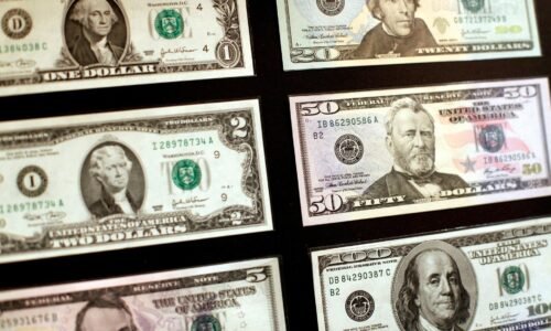 Akcie v USA vďaka Fedu a rastu Intelu posilnili, dolár vzrástol Akcie v USA vďaka Fedu a rastu Intelu posilnili, dolár vzrástol