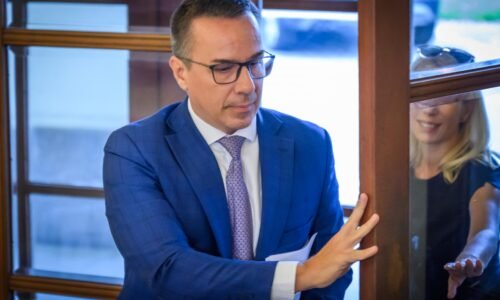 Na nízkopríjmových živnostníkov sa na ministerstve ešte pozrieme, povedal Erik Tomáš