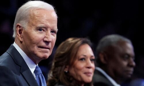 Harrisová cítila povinnosť upozorniť na nevhodnosť Bidenovej kandidatúry