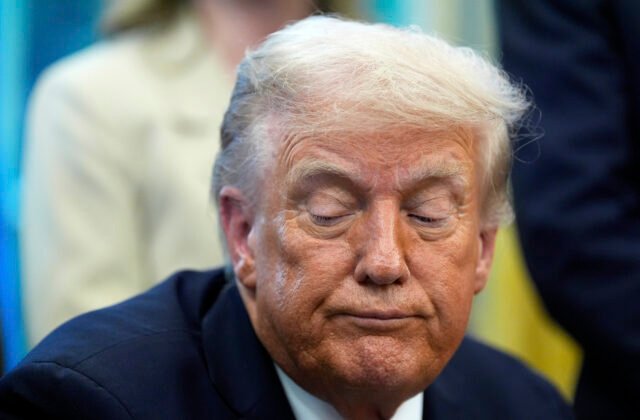 Trump po dlhom zdráhaní označil Rusko za agresora