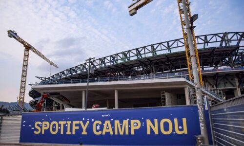 Barcelona opäť nedostala povolenie vrátiť sa na Camp Nou, tentokrát v tom majú prsty hasiči