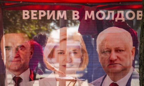 Razie v Moldavsku pokračujú, zadržali jednu osobu za nelegálne financovanie politickej strany